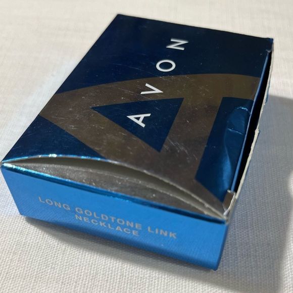 Long Goldtone Link Necklace w/ Earrings - Picture 13 of 13